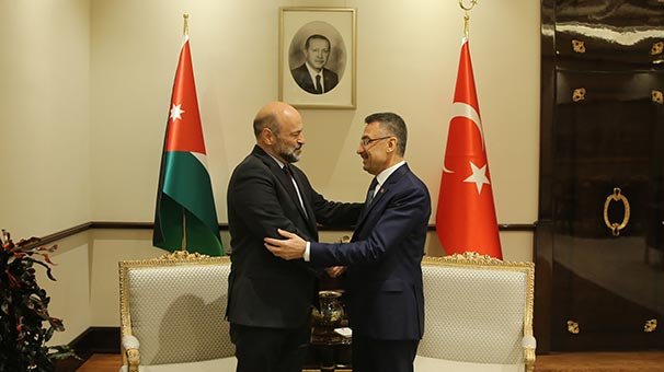Cumhurbaşkanı Yardımcısı Oktay Ürdün Başbakanı ile görüştü