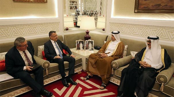 Cumhurbaşkanı Yardımcısı Oktay'dan Katar'da önemli görüşme