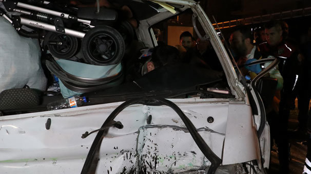 Dakikalarca sürdü! Minibüsün içinde bu halde...