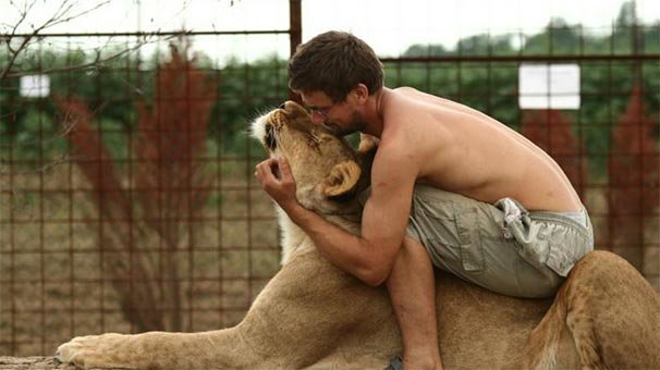 Dehşet olay! Kafesin içinde ölü bulundu