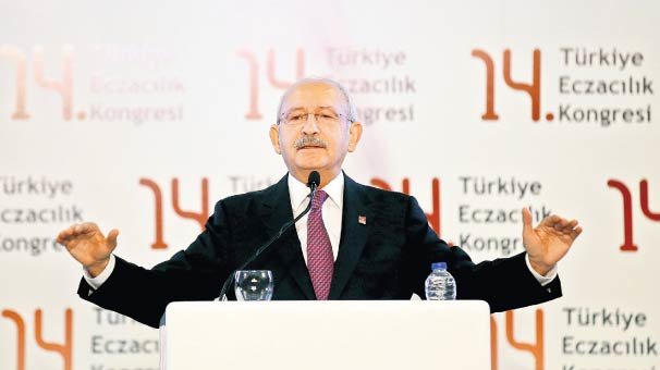 Demokrasinin sağı solu yok