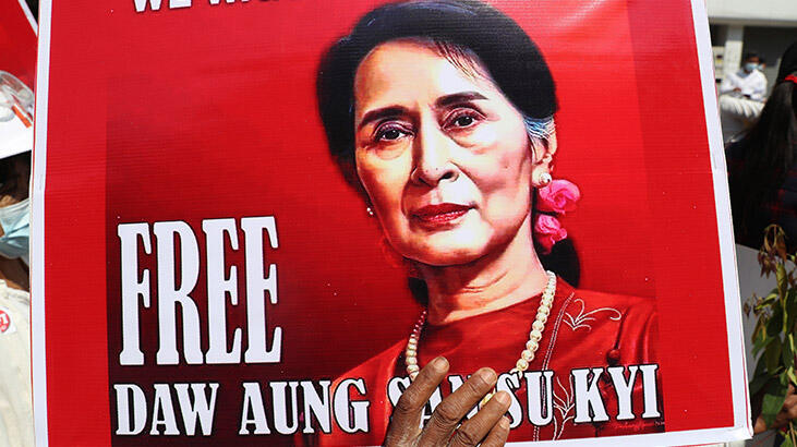 Devrik lideri Suu Çii'nin gözaltı süresi uzatıldı