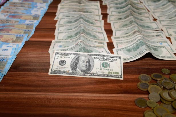 Dilencinin üzerinden servet çıktı!