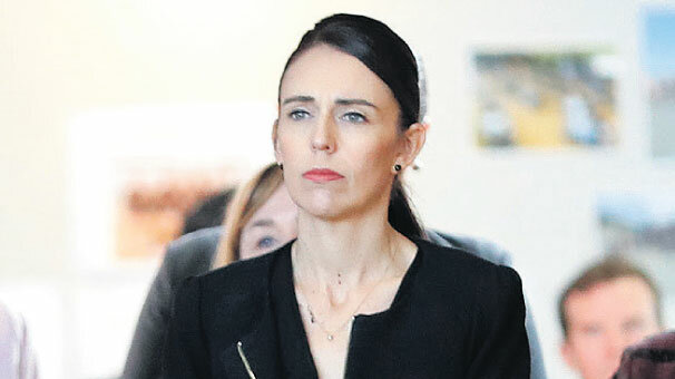 Dünya onu alkışlıyor