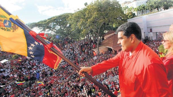 Dünya Venezuela’ya kilitlendi