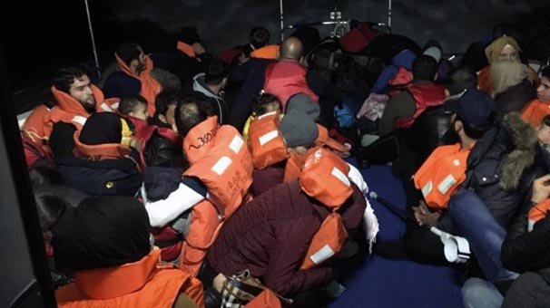 Ege'de yakalandılar! 35'i çocuk 80 kişi...