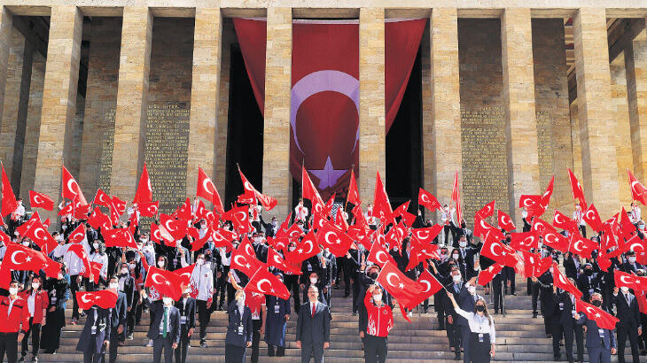 ‘Emaneti onurla taşıyoruz’