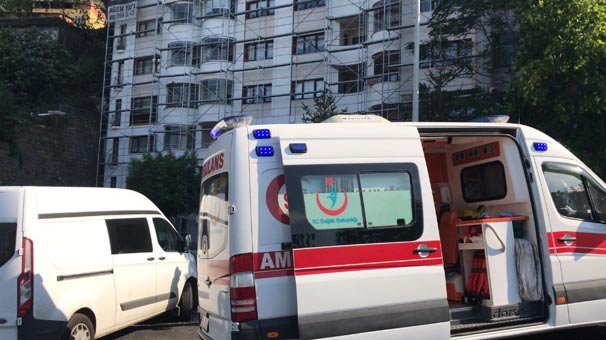 Emekli albay, eşi ve 2 çocuğunu vurdu