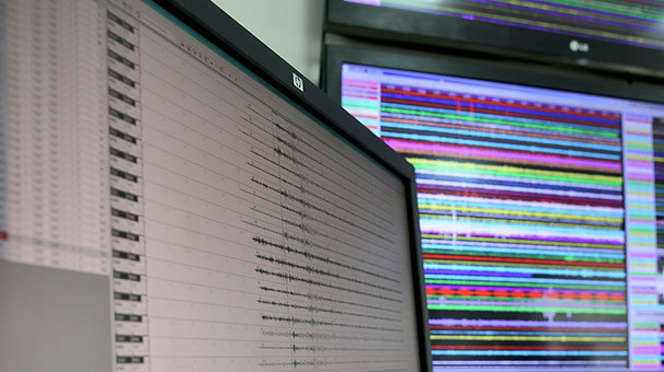 Endonezya'da 5,6 büyüklüğünde deprem