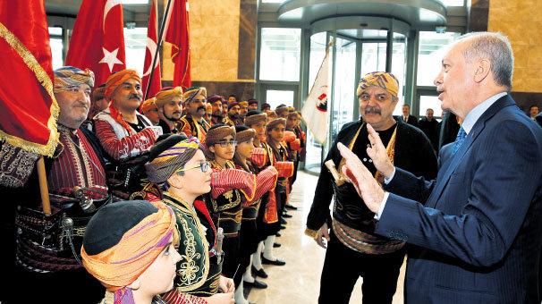 Erdoğan, yılın son Muhtarlar Toplantısı’nda konuştu: Halkın desteğini alan meşrudur