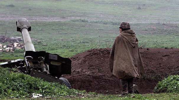 Ermenistan Azerbaycan'a ateş açtı