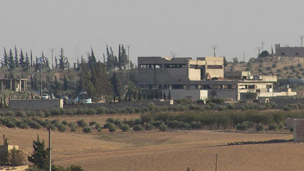 Esad Menbiç sınırında