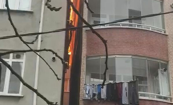 Esenyurt'ta korkutan yangın