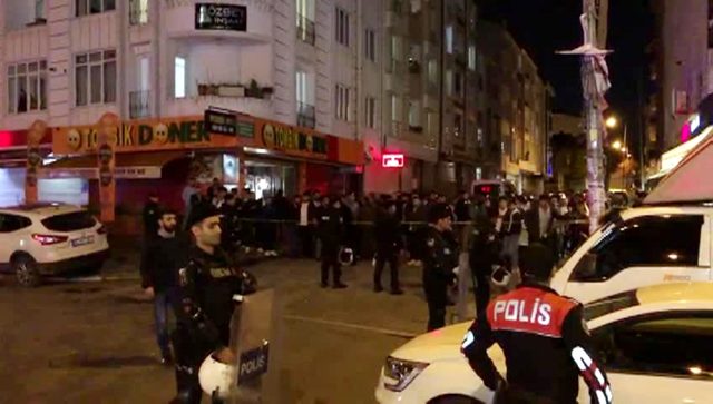 Esenyurt'ta polisle çete üyeleri arasında çatışma