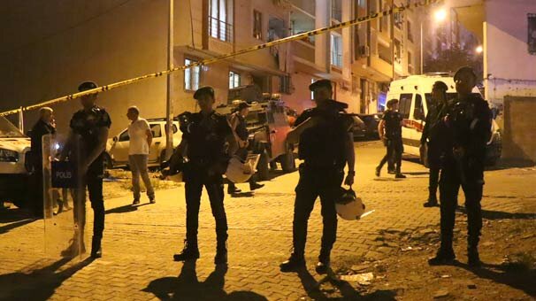 Esenyurt'ta silahlı kavga! Kendisiyle aynı adı ve soyadı taşıyan akrabasını öldürdü