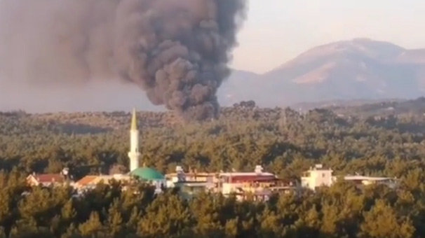 Fabrika yangınında 2 milyon TL'lik maddi zarar meydana geldi