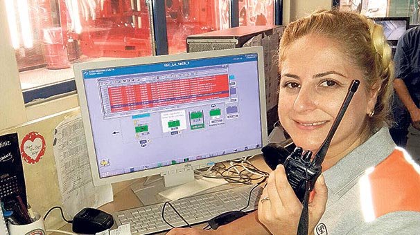 Fabrikada çalışmak kadın işi