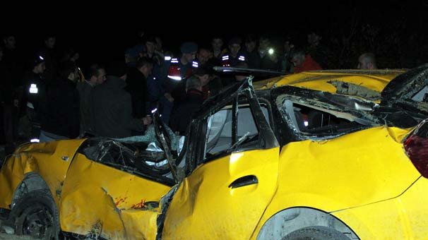 Feci olay! Kayalıklara uçtu