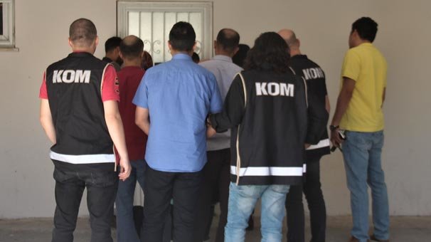 FETÖ'nün 'gaybubet' evinde yakalanan 5 şüpheli tutuklandı