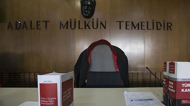 FETÖ'nün kadın zabıt katipleri sorumlusu yakalandı