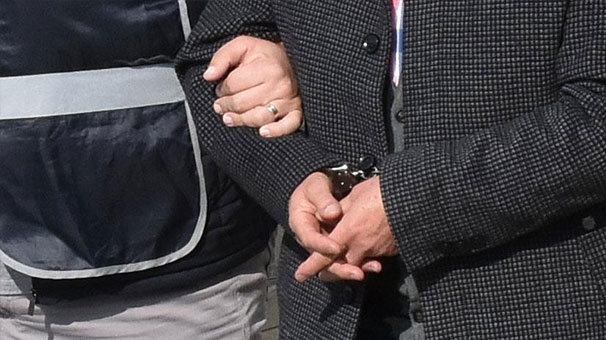 FETÖ'nün TSK'daki 'mahrem imamlarına' operasyon