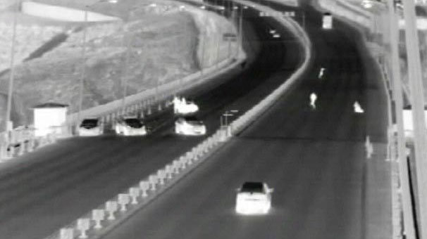 Film gibi kovalamaca... Köprüde yakalandılar