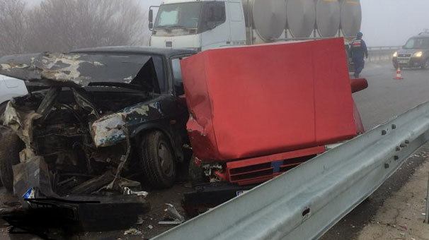 Flaş!.. 17 aracın karıştığı kazada çok sayıda yaralı var