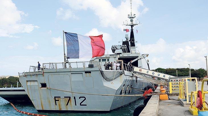 Fransa NATO’da  gerilimi körüklüyor