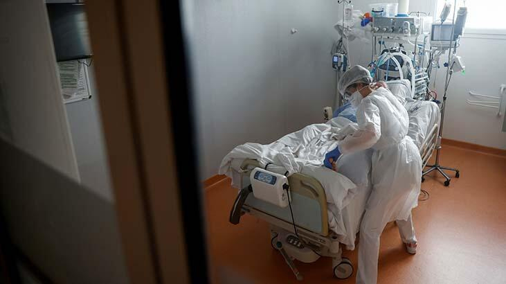 Fransa'da son 24 saatte 29 bin 344 Kovid-19 vakası tespit edildi