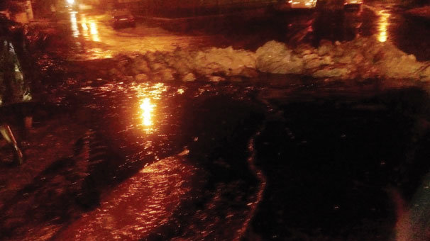 Gaziantep'te yıldırım petrol boru hattının üzerine düştü! Mahalle boşaltıldı