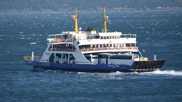 Gökçeada ve Bozcaada'ya feribot seferleri iptal