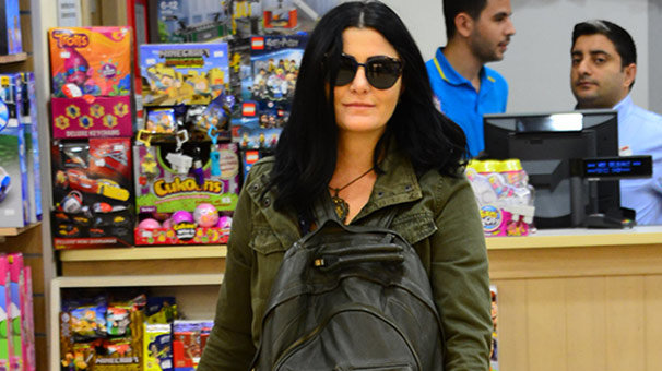 Gözlüksüz çıkmam!