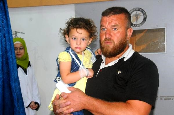 Halep'te yeraltı hastaneleri suriyelilere derman oluyor