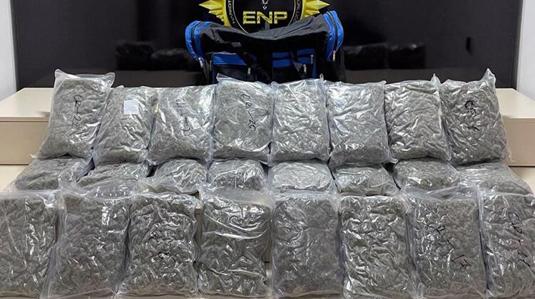 Hamzabeyli Sınır Kapısı'nda TIR'da 12 kilo esrar ele geçirildi!