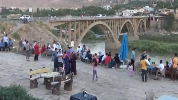 Hasankeyf'in son halini görmek isteyenler akın etti!