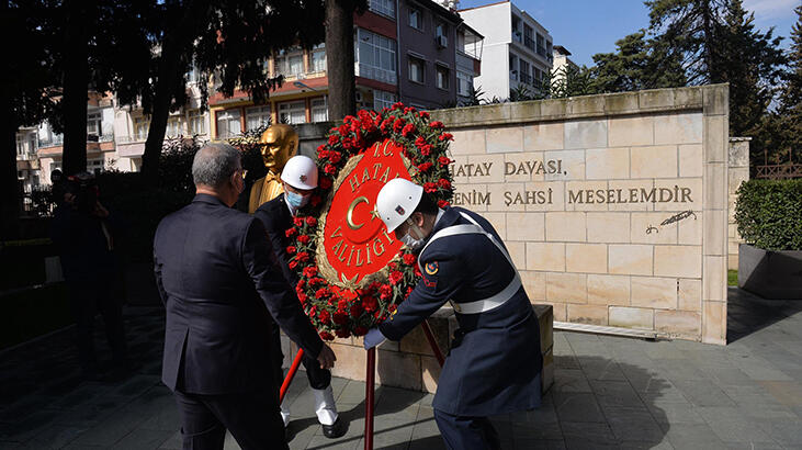Hatay’ın ilk ve son Cumhurbaşkanı Tayfur Sökmen törenle anıldı