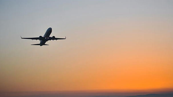 Hava yoluyla taşınan yolcu sayısı ocakta 14 milyon oldu