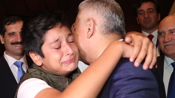 Havaalanında duygusal anlar...