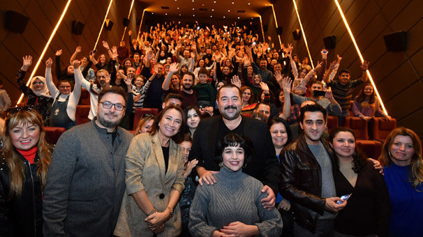 Hedefim Sensin Türkiye turnesinde