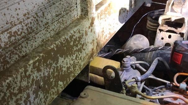 Hepsini kamyonun şasesine saklamış! Yaklaşık 40 kilo...