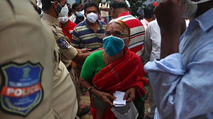 Hindistan'da hasta sayısındaki düşüş sürüyor