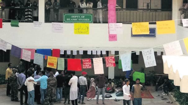 Hindistan’da Türkçe isyanı