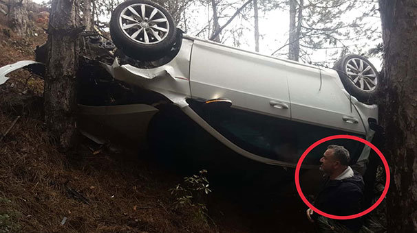 Hurdaya dönen otomobilden burnu bile kanamadan çıktı