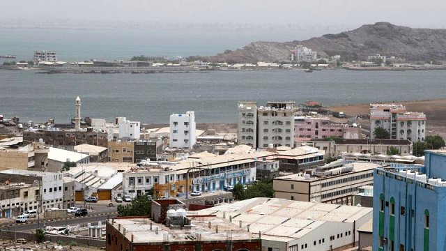 Husiler: İHA ile Suudi Arabistan'ın güneybatısında havalimanı vurduk