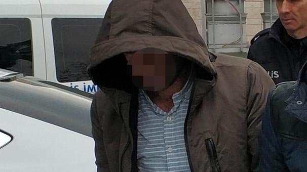 İğrenç tuzak! İç çamaşırlı, çıplak fotoğrafları..
