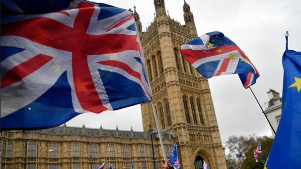 İngiliz ekonomisi şubat ayında beklentinin üzerinde büyüdü