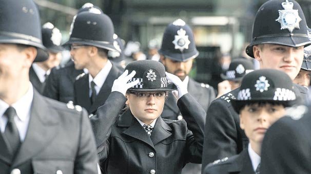 İngiliz polisine ‘arma’dan katkı