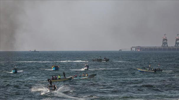 İsrail'den Gazzeli aktivistlere gerçek mermiyle müdahale