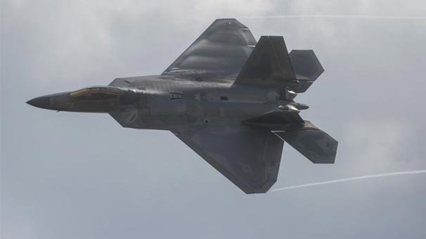 İsrail'den Rusya'ya tehdit: Hayalet uçaklarımızı tespit bile edemezler