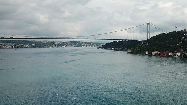 İstanbul Boğazı çift yönlü trafiğe kapatıldı